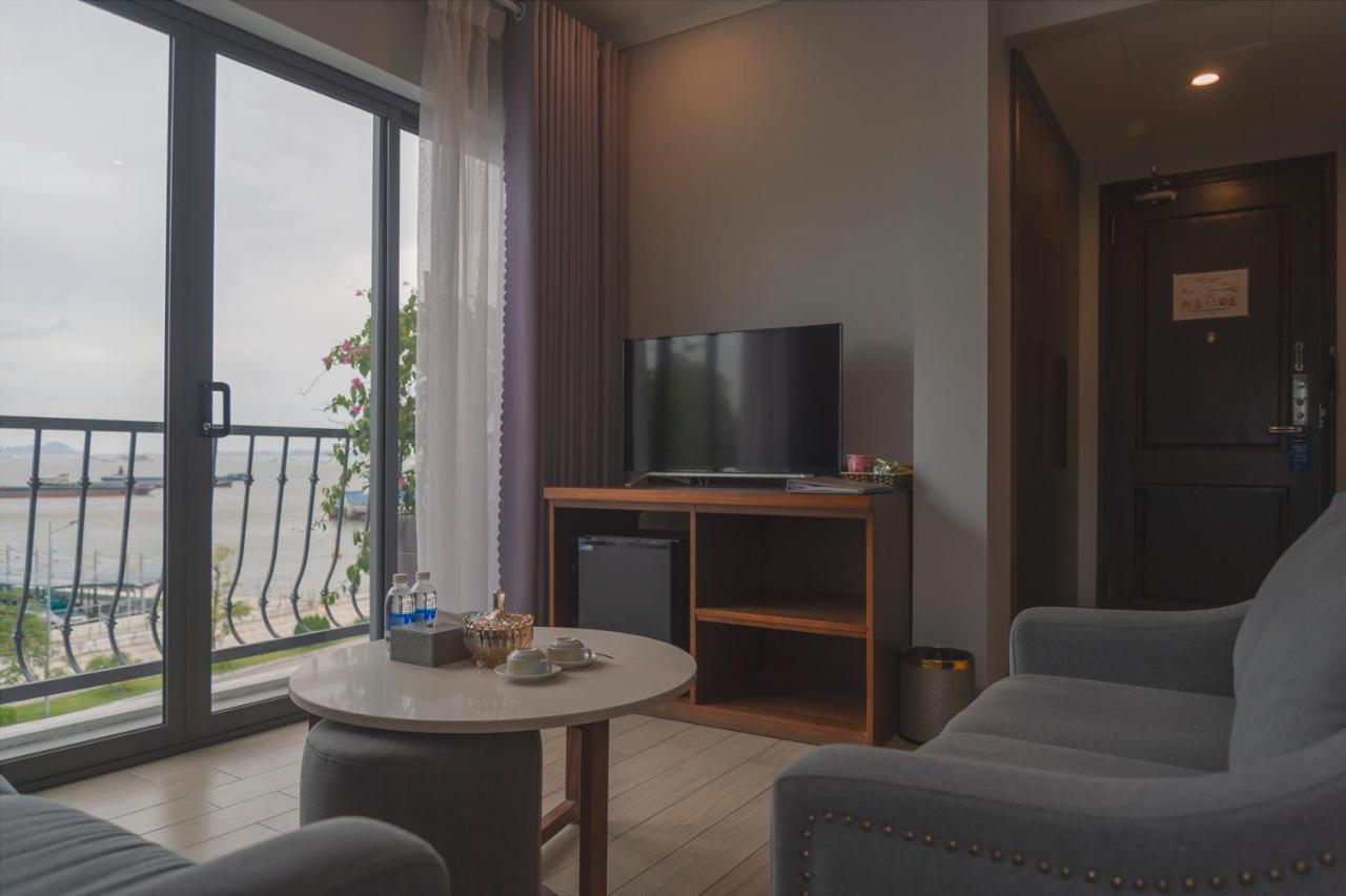 The Confetti Hotel Ha Long Eksteriør billede